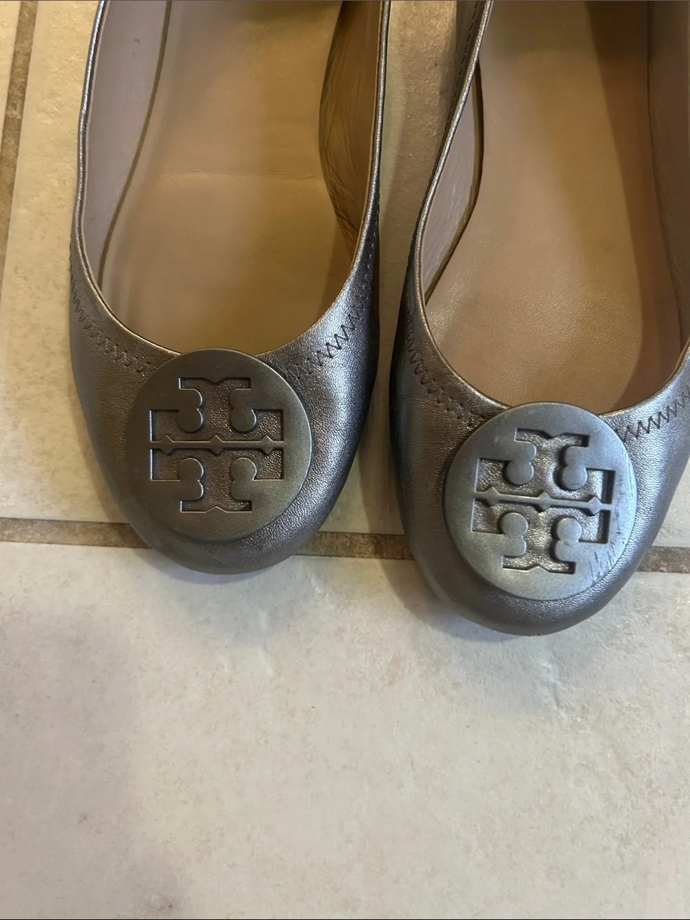 Tory Burch Minnie Travel Ballet Flats Size 6 Silver Gray